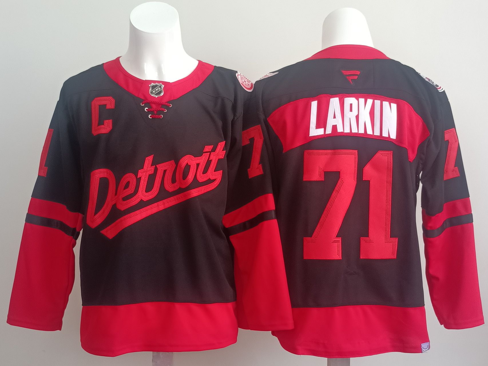 Men Detroit Red Wings #71 Larkin Black red 2025 Fanatics Home Premium NHL Jersey style 1